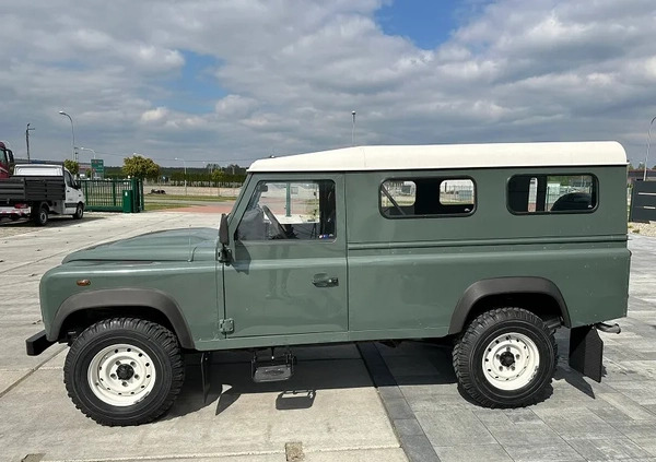 Land Rover Defender cena 89900 przebieg: 240752, rok produkcji 2010 z Tuliszków małe 562